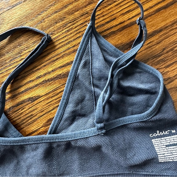 Colsie Heathered Blue seamless Bralette - Picture 7 of 11